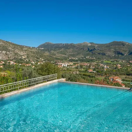 Willa Bay View By Kateleios