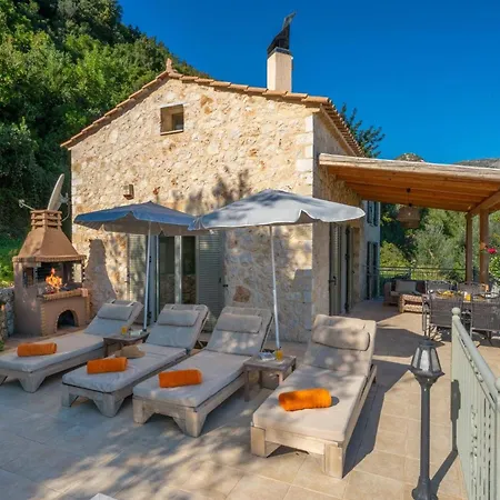 Willa Bay View By Kateleios